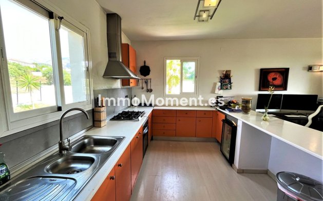 Wiederverkauf - Villa - Estepona  - Estepona Centro