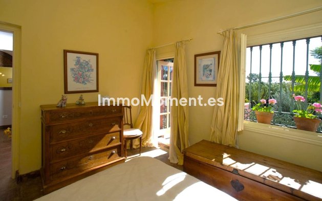 Wiederverkauf - Landhaus - Estepona  - Estepona Centro