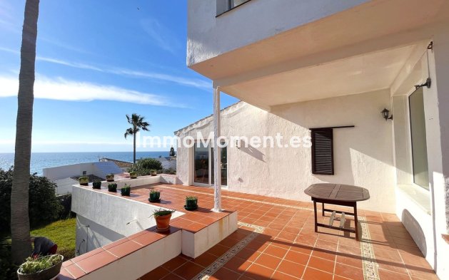 Bestaande woning - Villa - Estepona  - Estepona Centro