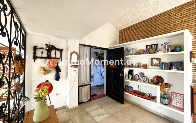 Bestaande woning - Villa - Estepona  - Estepona Centro