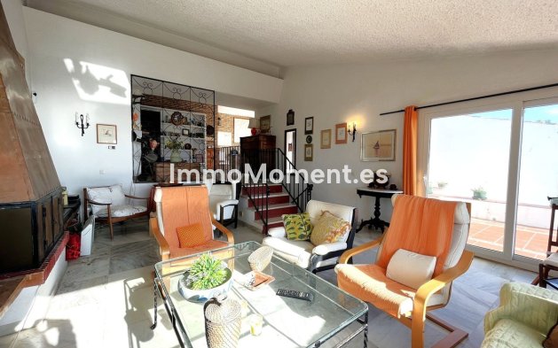 Bestaande woning - Villa - Estepona  - Estepona Centro