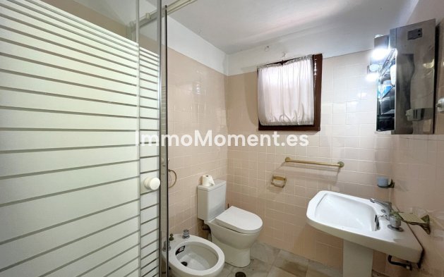 Bestaande woning - Villa - Estepona  - Estepona Centro