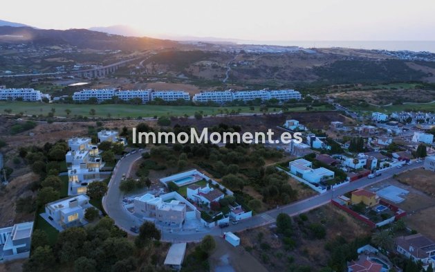 Revente - Villa - Estepona  - Estepona Centro