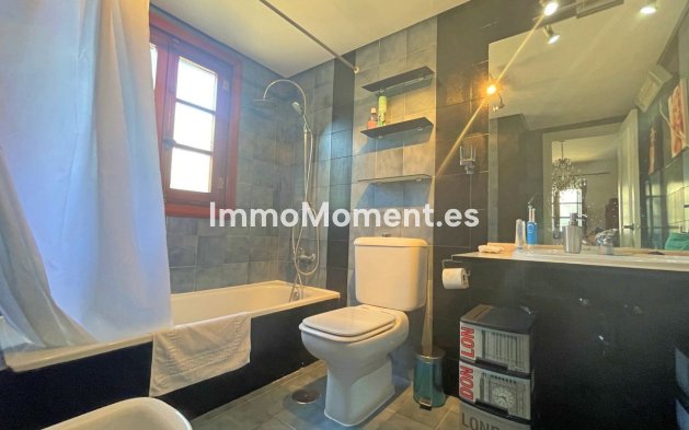 Revente - Appartement - Manilva - La Duquesa