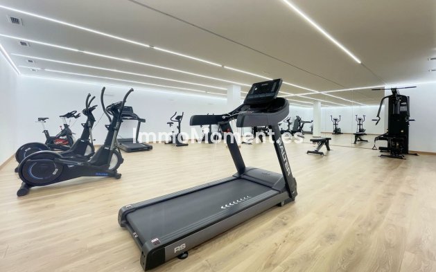 Wiederverkauf - Wohnung - Estepona  - Estepona Centro