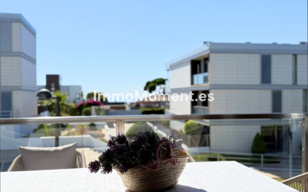 Wiederverkauf - Wohnung - Manilva - La Duquesa