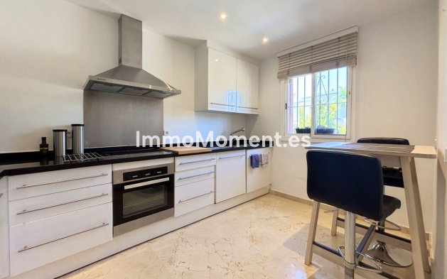 Wiederverkauf - Reihenhaus - Estepona  - Estepona Centro