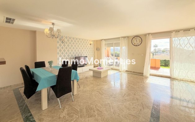 Revente - Maison mitoyenne - Estepona  - Estepona Centro