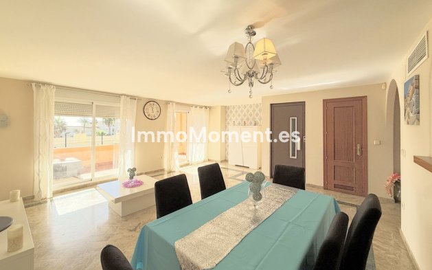 Revente - Maison mitoyenne - Estepona  - Estepona Centro