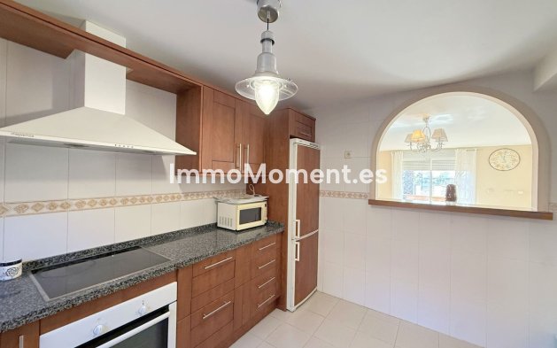 Revente - Maison mitoyenne - Estepona  - Estepona Centro