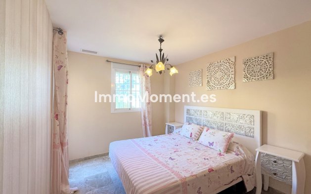 Revente - Maison mitoyenne - Estepona  - Estepona Centro