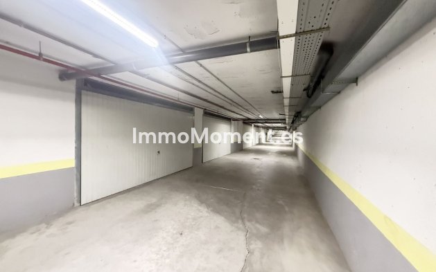 Revente - Maison mitoyenne - Estepona  - Estepona Centro