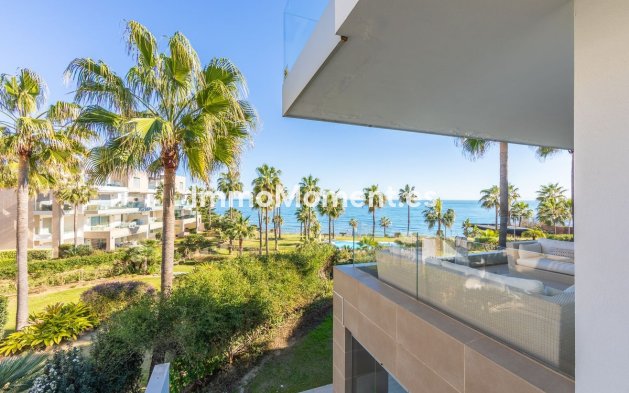 Resale - Apartment - Estepona - Estepona Centro