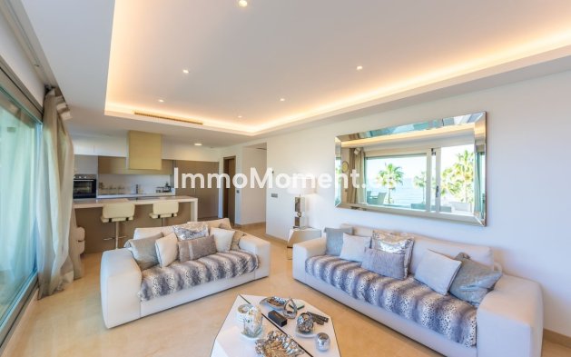 Resale - Apartment - Estepona - Estepona Centro