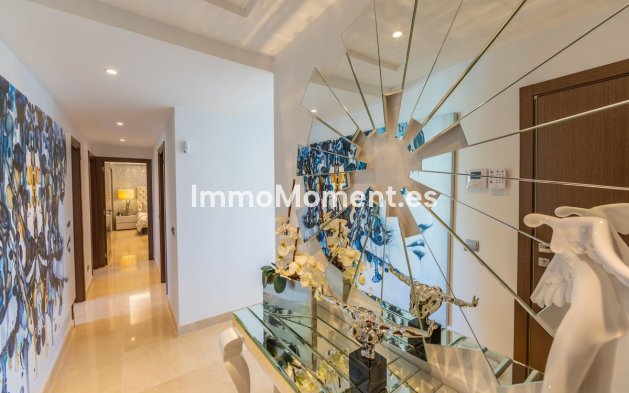 Resale - Apartment - Estepona - Estepona Centro