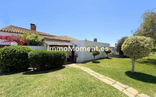 Wiederverkauf - Villa - Estepona  - Estepona Centro