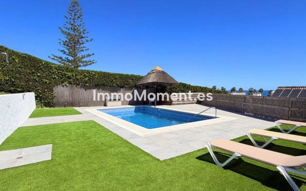 Revente - Villa - Estepona  - Estepona Centro