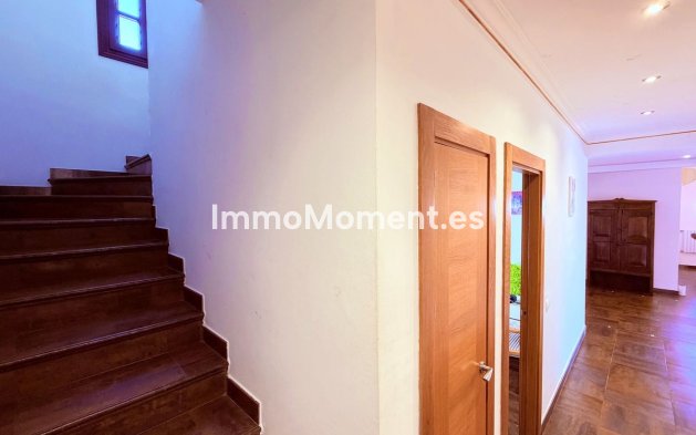 Revente - Villa - Estepona  - Estepona Centro