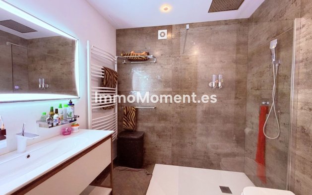 Revente - Villa - Estepona  - Estepona Centro