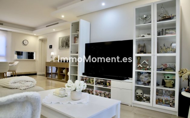 Wiederverkauf - Wohnung - Estepona  - Estepona Centro