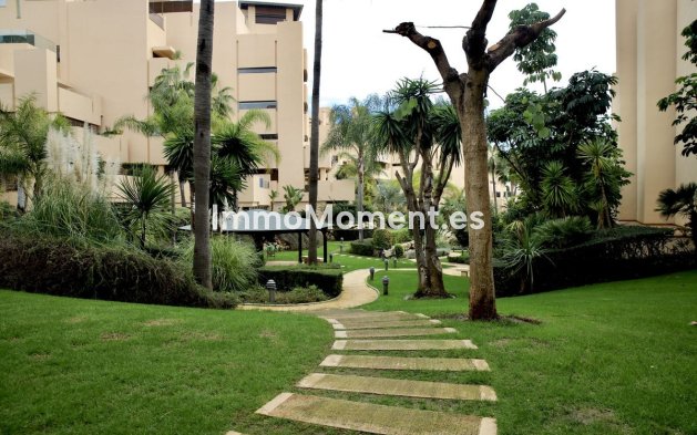 Wiederverkauf - Wohnung - Estepona  - Estepona Centro