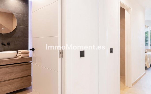 Revente - Appartement - Marbella - Nueva Andalucía