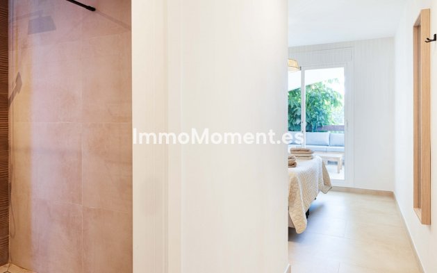 Revente - Appartement - Marbella - Nueva Andalucía