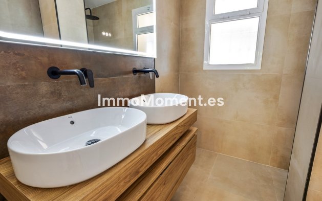 Wiederverkauf - Wohnung - Marbella - Nueva Andalucía