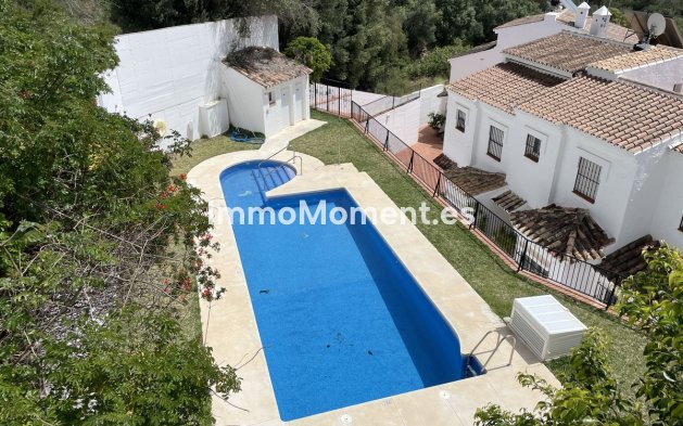 Revente - Maison mitoyenne - Marbella - Altos de los Monteros