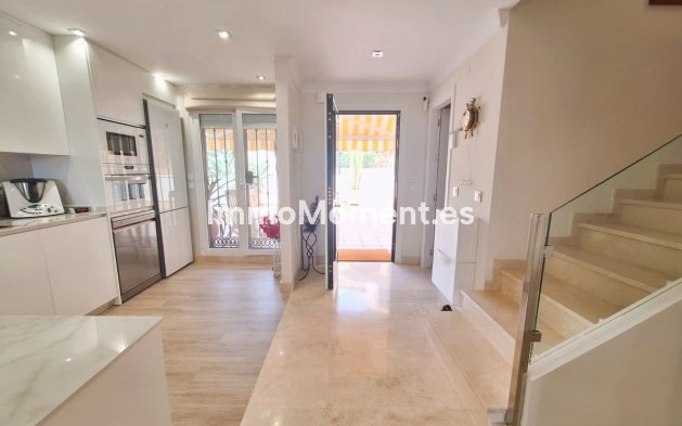 Revente - Appartement - Marbella - Elviria