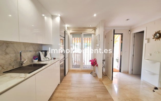 Revente - Appartement - Marbella - Elviria