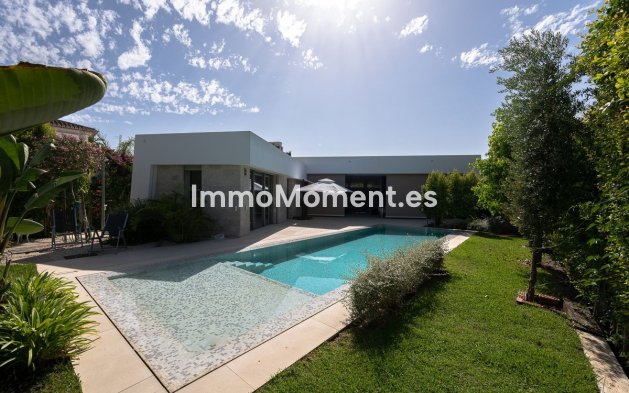 Wiederverkauf - Villa - Marbella - Marbesa