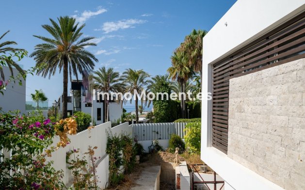 Wiederverkauf - Villa - Marbella - Marbesa