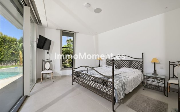 Wiederverkauf - Villa - Marbella - Marbesa