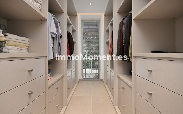 Wiederverkauf - Villa - Marbella - Marbesa