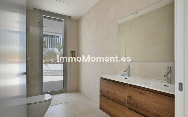 Wiederverkauf - Villa - Marbella - Marbesa