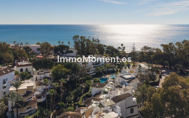 Resale - Apartment - Marbella - Elviria