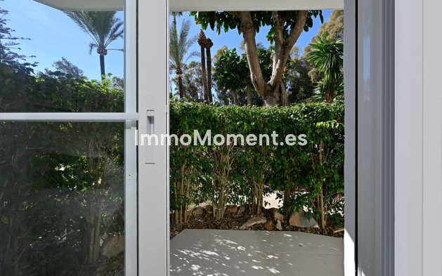 Resale - Apartment - Marbella - Elviria