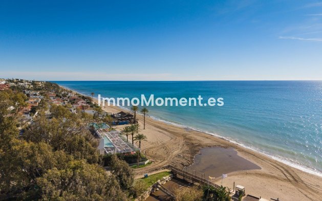Resale - Apartment - Marbella - Elviria