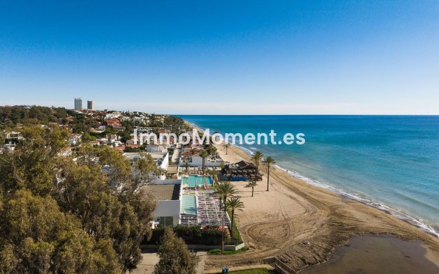 Resale - Apartment - Marbella - Elviria