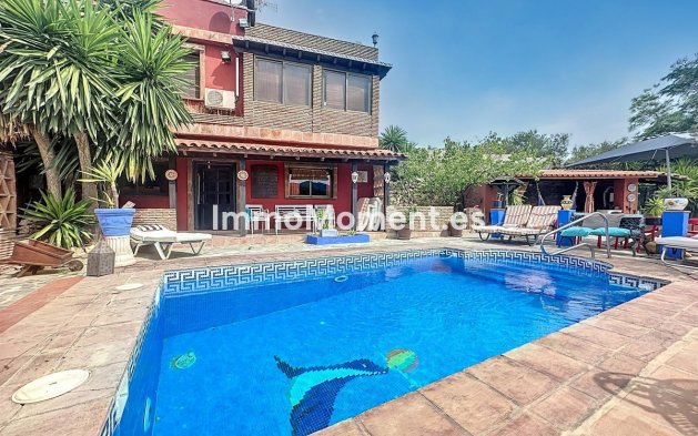 Wiederverkauf - Landhaus -   Inländisch - Monda