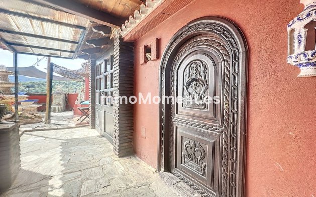 Wiederverkauf - Landhaus -   Inländisch - Monda