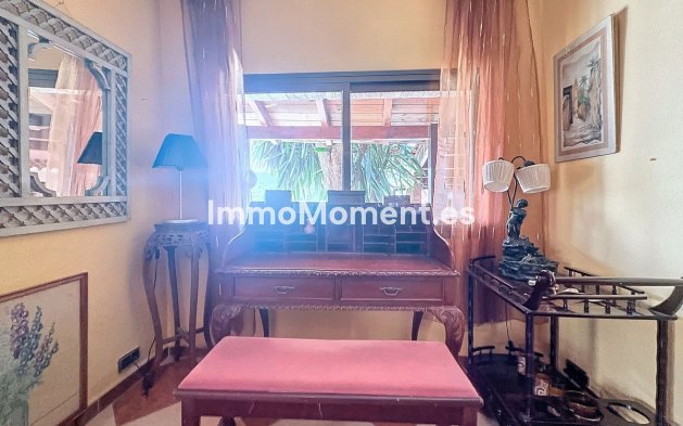 Wiederverkauf - Landhaus -   Inländisch - Monda