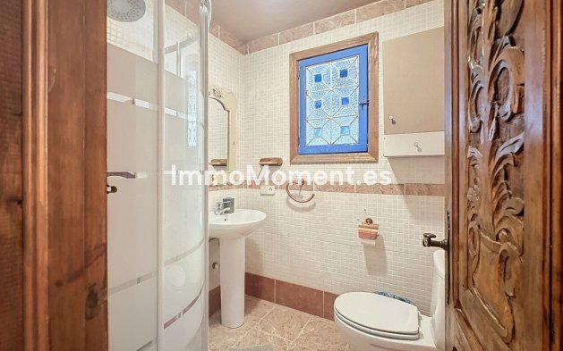 Wiederverkauf - Landhaus -   Inländisch - Monda