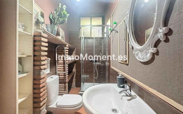 Wiederverkauf - Landhaus -   Inländisch - Monda