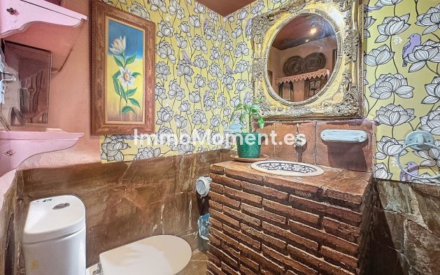 Wiederverkauf - Landhaus -   Inländisch - Monda