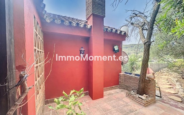 Wiederverkauf - Landhaus -   Inländisch - Monda