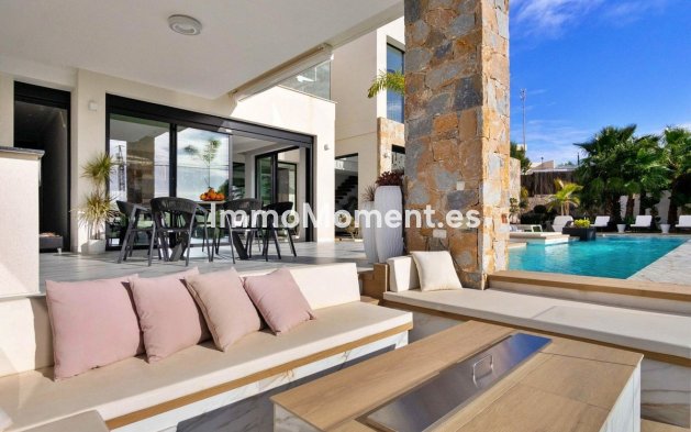 Wiederverkauf - Villa - Orihuela - Las Colinas Golf