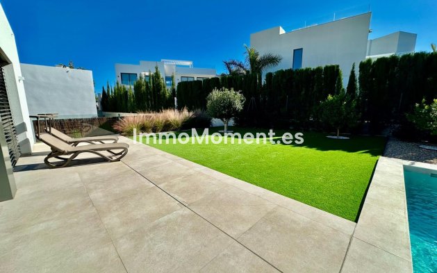 Wiederverkauf - Villa - Orihuela - Las Colinas Golf