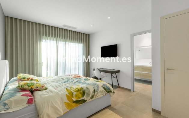 Wiederverkauf - Villa - Orihuela - Las Colinas Golf